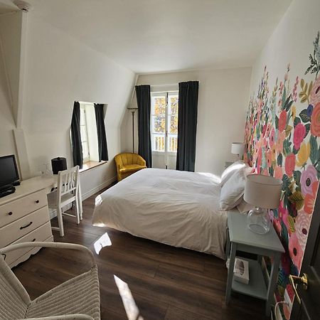 Auberge La Marmite Ла Мале Екстериор снимка