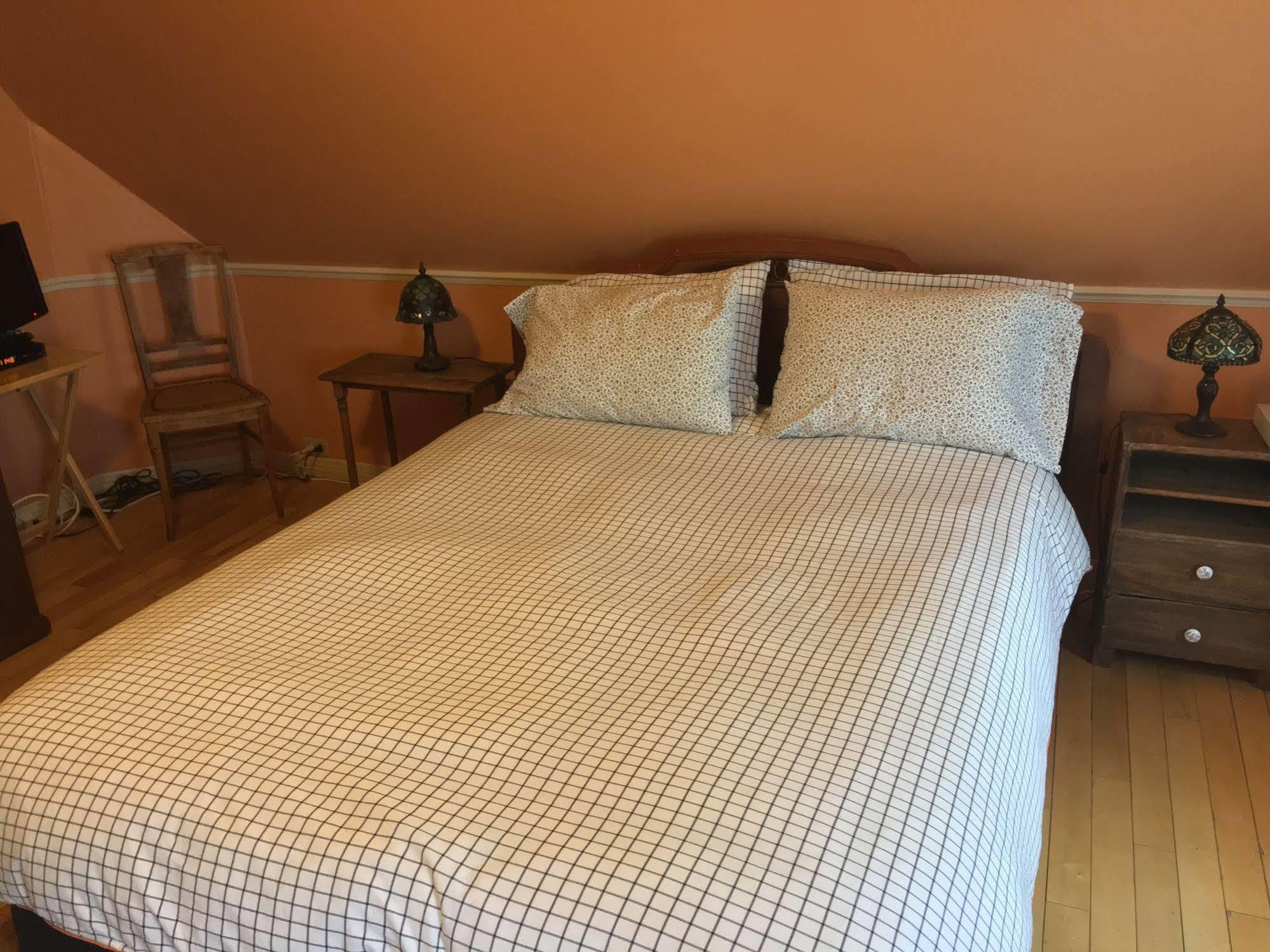 Auberge La Marmite Ла Мале Екстериор снимка