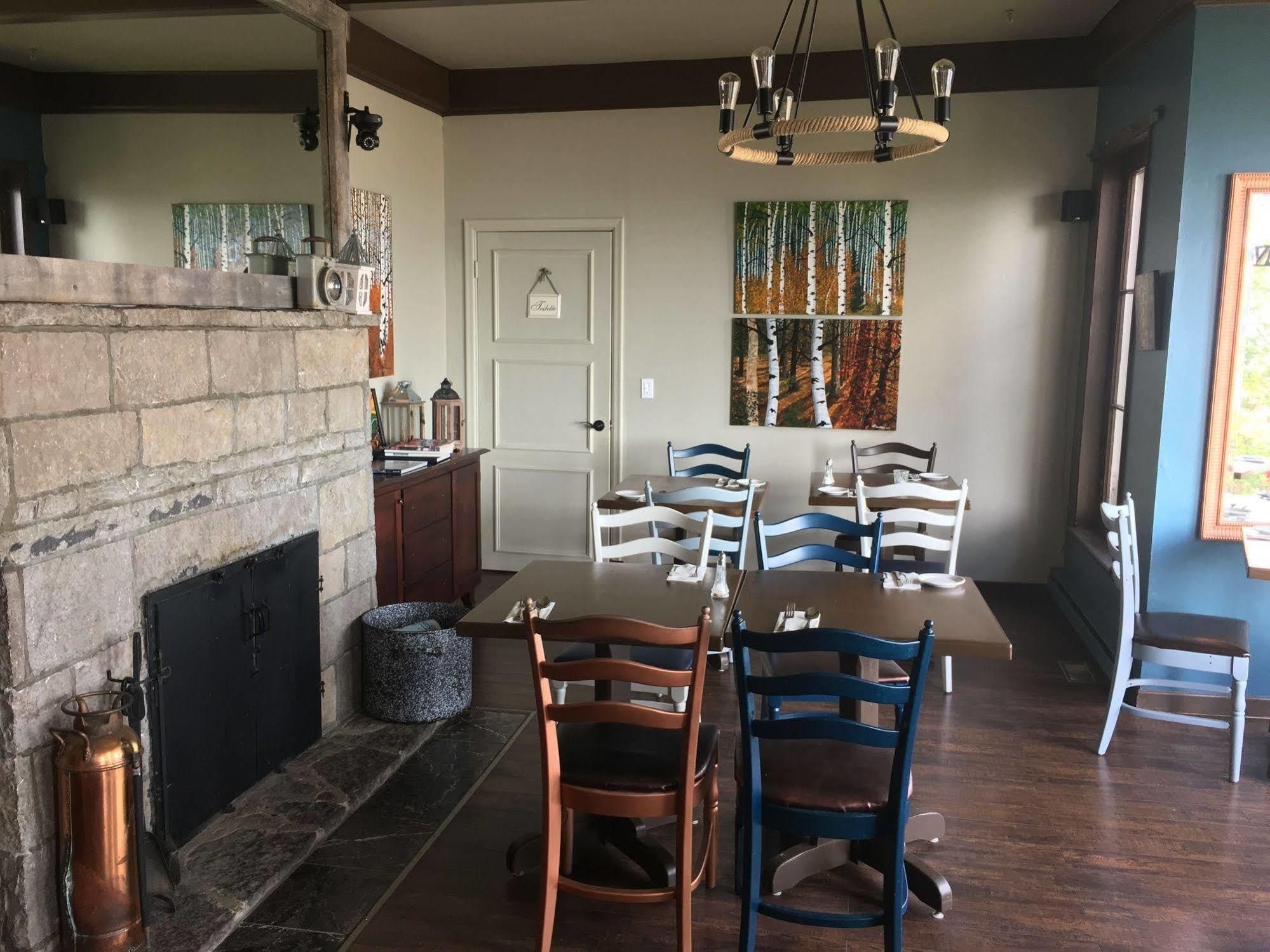 Auberge La Marmite Ла Мале Екстериор снимка