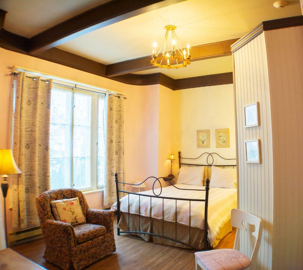 Auberge La Marmite Ла Мале Екстериор снимка
